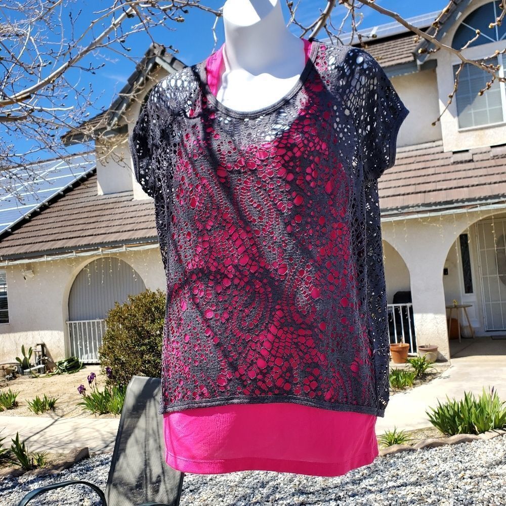 Two by Vince Camuto tops